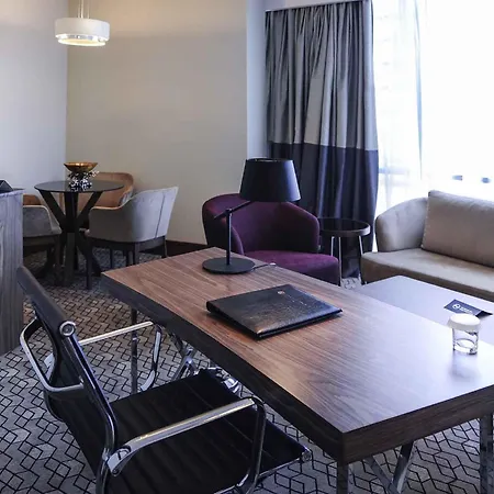 호텔 Pullman & Convention Center 5*