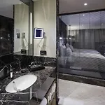 Pullman & Convention Center איסטמבול