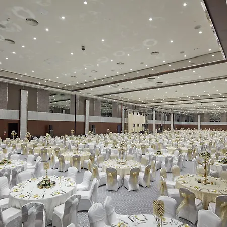 Pullman & Convention Center Istanboel