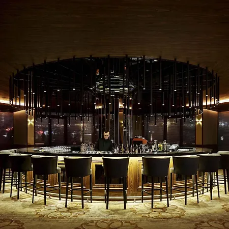 Pullman & Convention Center فندق