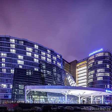 Pullman & Convention Center 5*