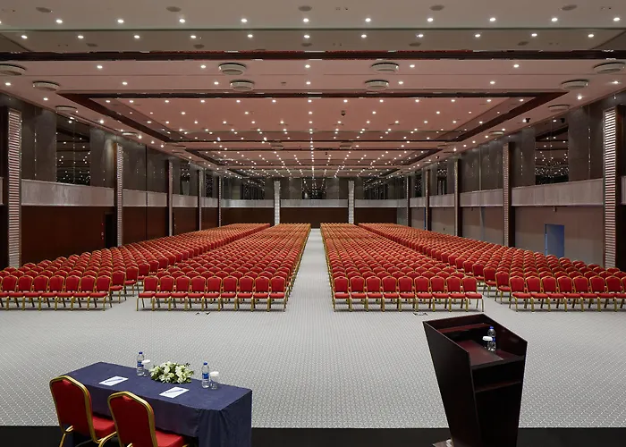 Pullman & Convention Center 酒店 5*