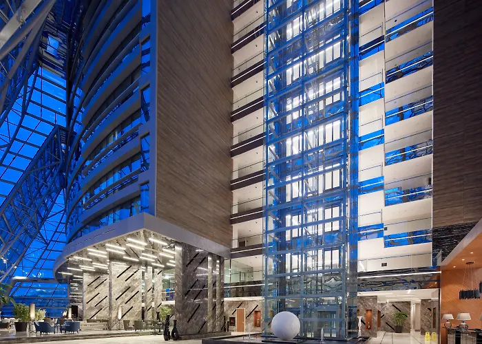 Hotel Pullman & Convention Center 5*