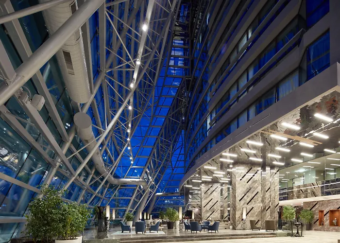 Pullman & Convention Center Hotel 5*