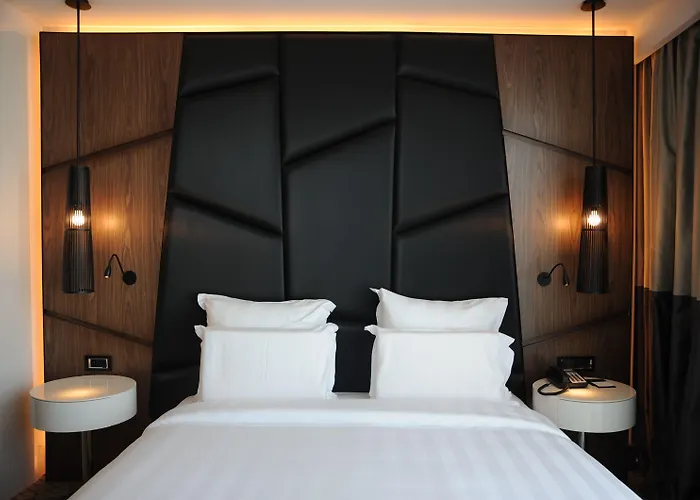 Pullman & Convention Center 5*