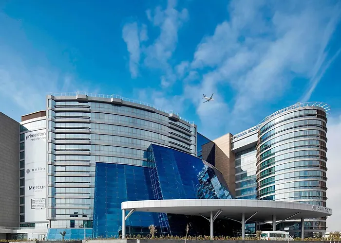 Pullman & Convention Center Hotel 5*