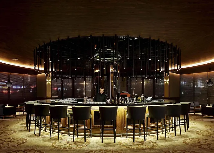 Pullman & Convention Center 5*