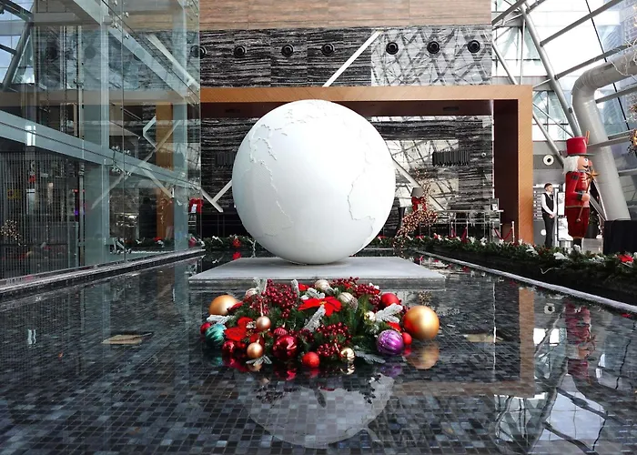 Pullman & Convention Center