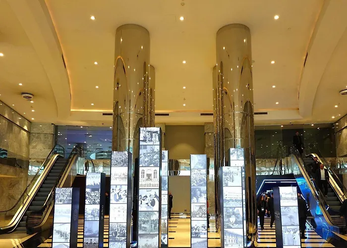 Pullman & Convention Center 5*