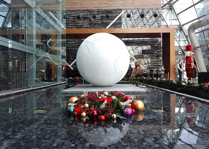 Pullman & Convention Center 酒店 5*