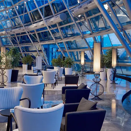 Hotel Pullman & Convention Center 5*