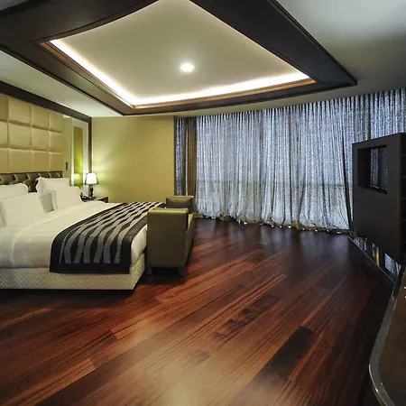 Pullman & Convention Center 5* Istambul