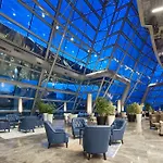 Pullman & Convention Center Hotell